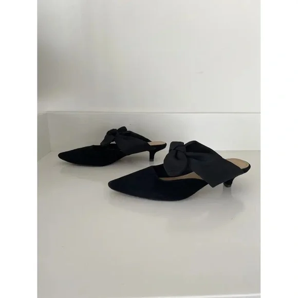 The Row Black Heels with Bow Detail - Picture 2 of 7